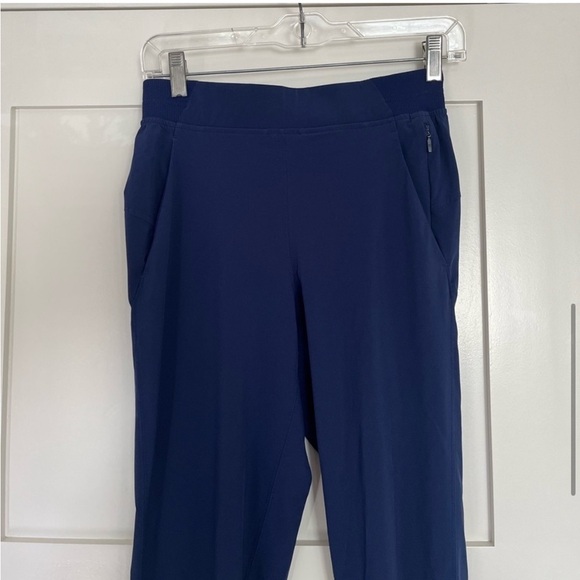 The Get Ready Jogger - Picture 7 of 12